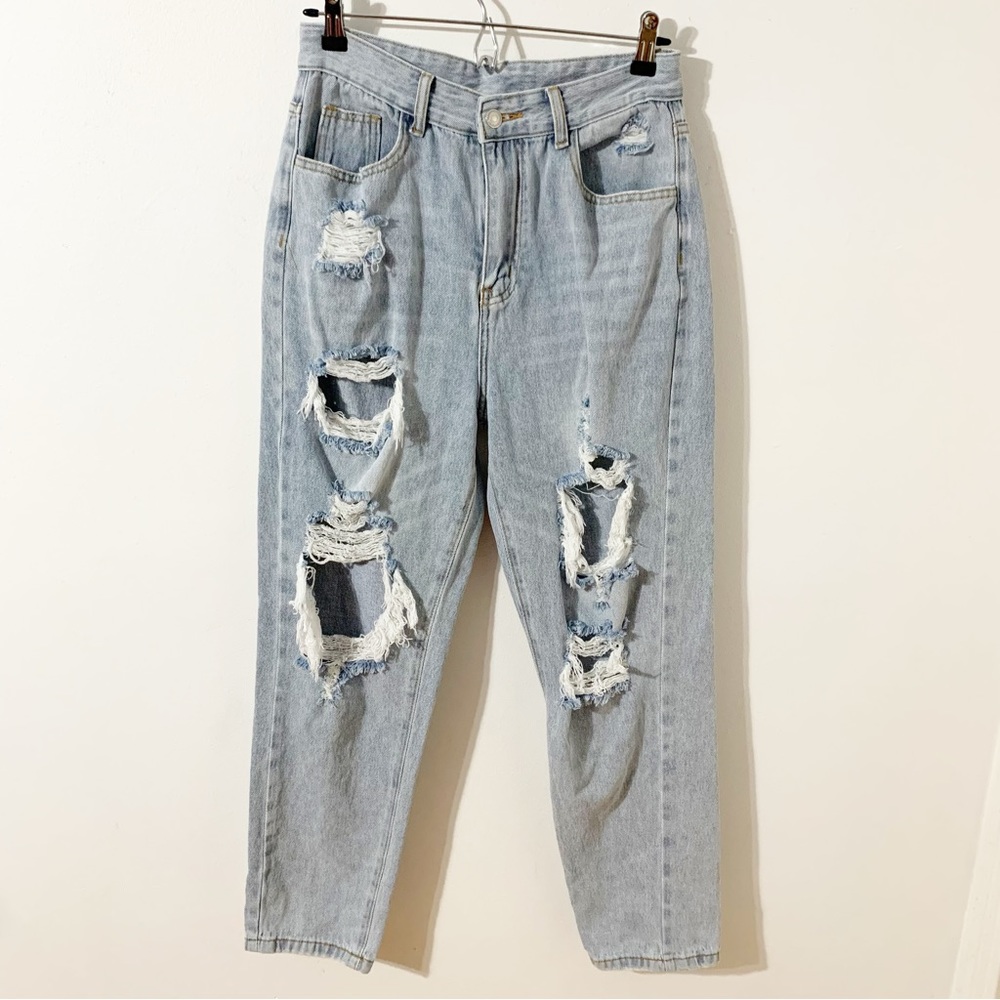 Shein High Waisted Highly Distressed Light Wash Denim Jeans Tattered Frayed 🟦👖